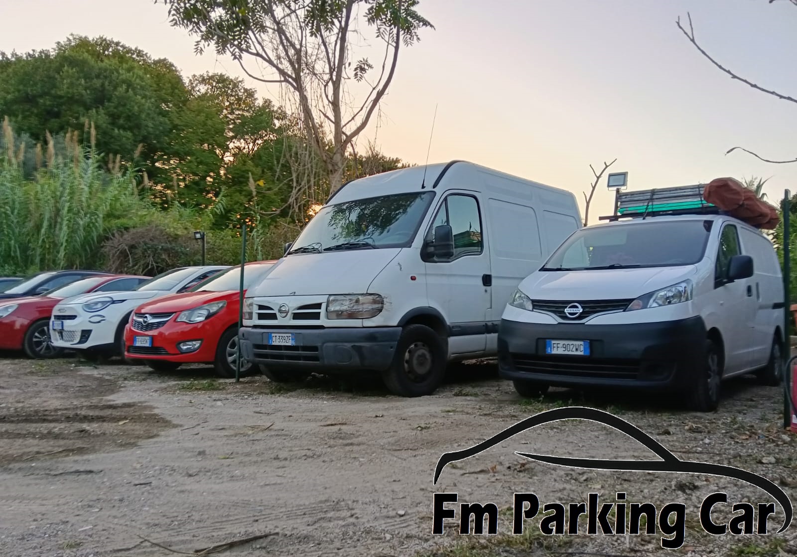 Parcheggio privato per furgoni e mezzi pesanti vicino all’Aeroporto di Ciampino